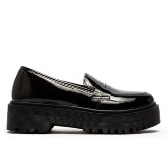 !! RESTOCKED !! Black Patent Leather Chunky Sole Loafers - Picture 7 of 12
